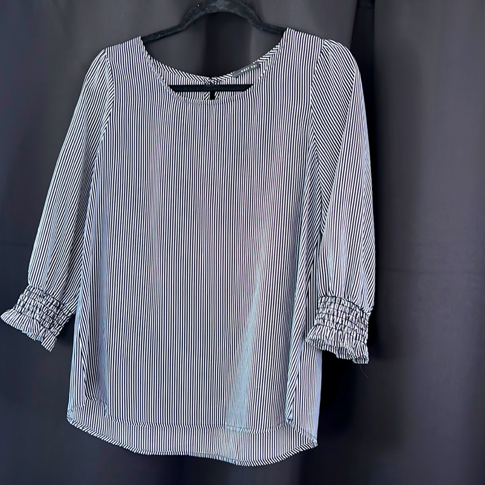 Davinia Smocked Sleeve Blouse